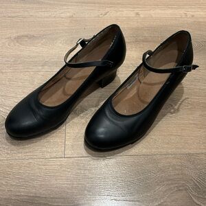 Tap shoes, dance shoes size 7.5